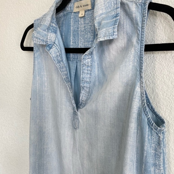 Cloth & Stone Anthropologie Light Denim Chambray Sleeveless V-Neck Dress Small - Picture 4 of 8